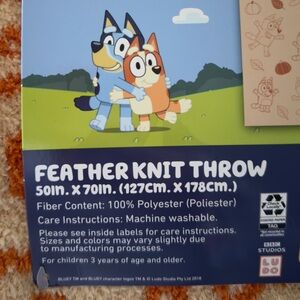 Bluey Feather Knit Throw Blanket